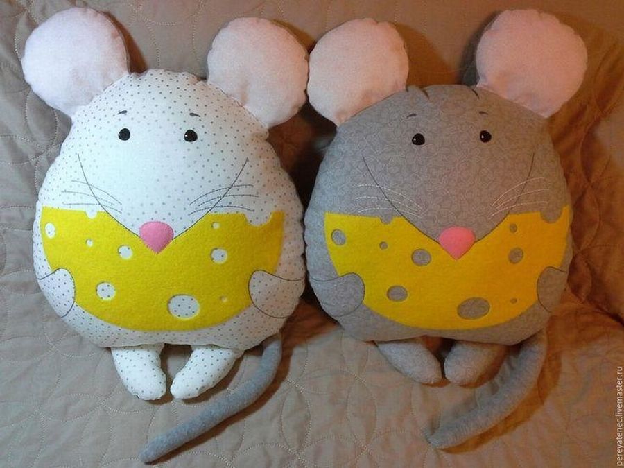 Крутая мягкая игрушка мышка своими