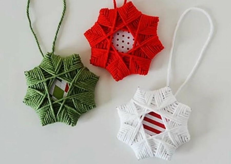 Новогодняя игрушка из ниток: 10