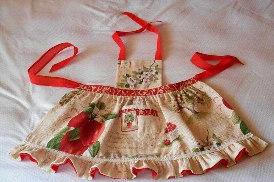Фартуки детские для кухни. 10
