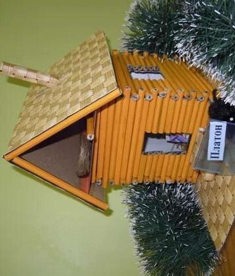 Как сделать домик из карандашей